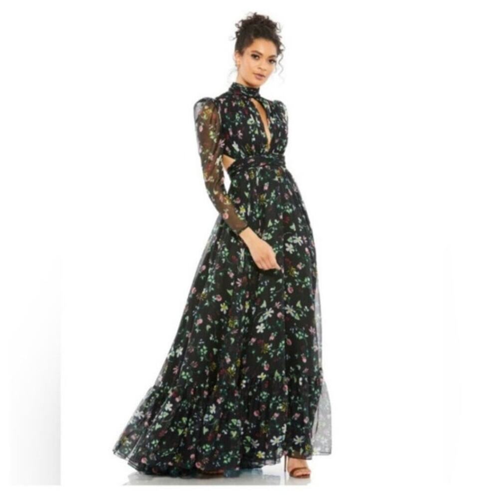 Mac Duggal NWT FLAW Size 0 67942 Black Floral Garden Chiffon Cutout Back Gown